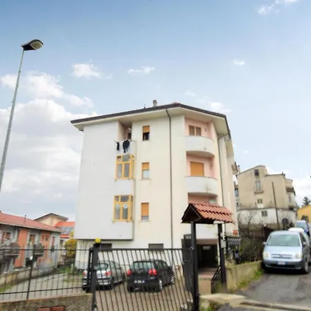 Apartment 4 Bedroom Cozy In Rogliano